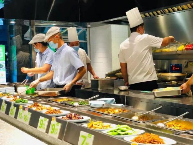 起舞的大象 中国餐饮正加速进入万店时代，管理挑战何处去